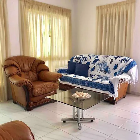 Tulipas's A 2 Minutos Da Praia Apartmán *